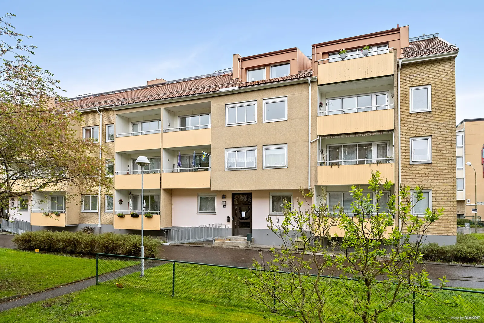 Lägenhet, Norrby Tvärgata 35, Västra Götaland. Bild 1 av 10