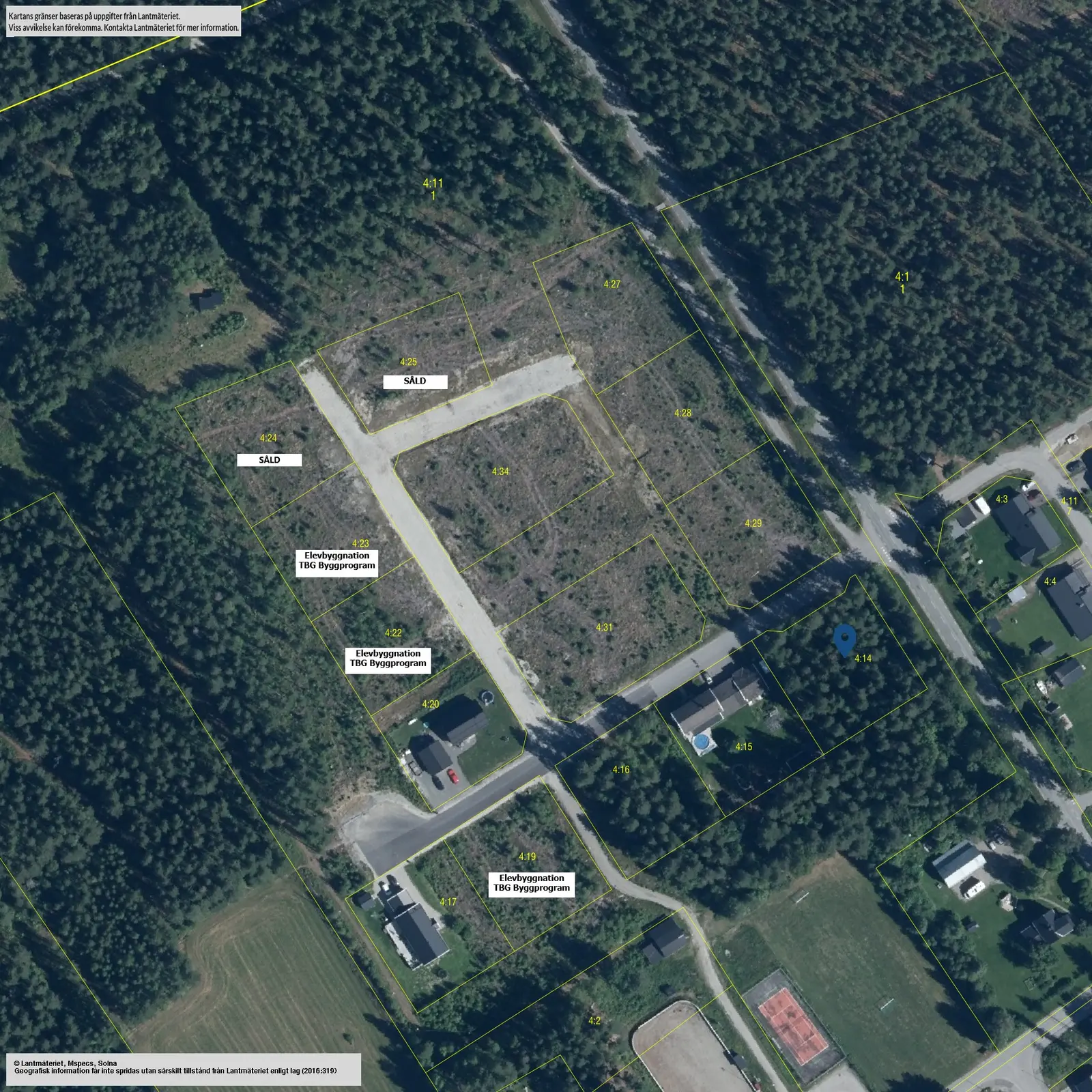 Image 1 of 11 of Klövervägen 1
