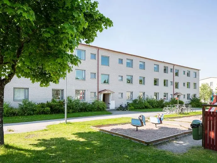 Bild 1 av 20 på Norrbågen 37 B