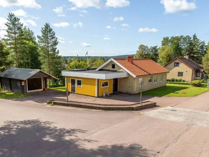 Image 1 of 20 of Högholsvägen 12