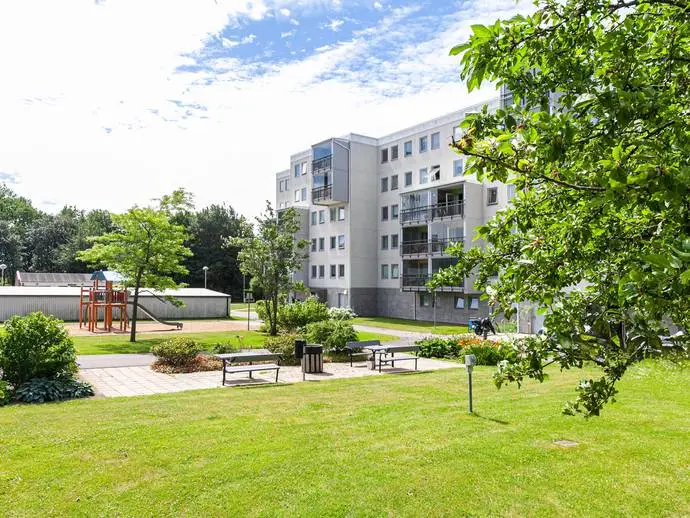 Lägenhet, Fyrverkaregatan 16A. Bild 1 av 16
