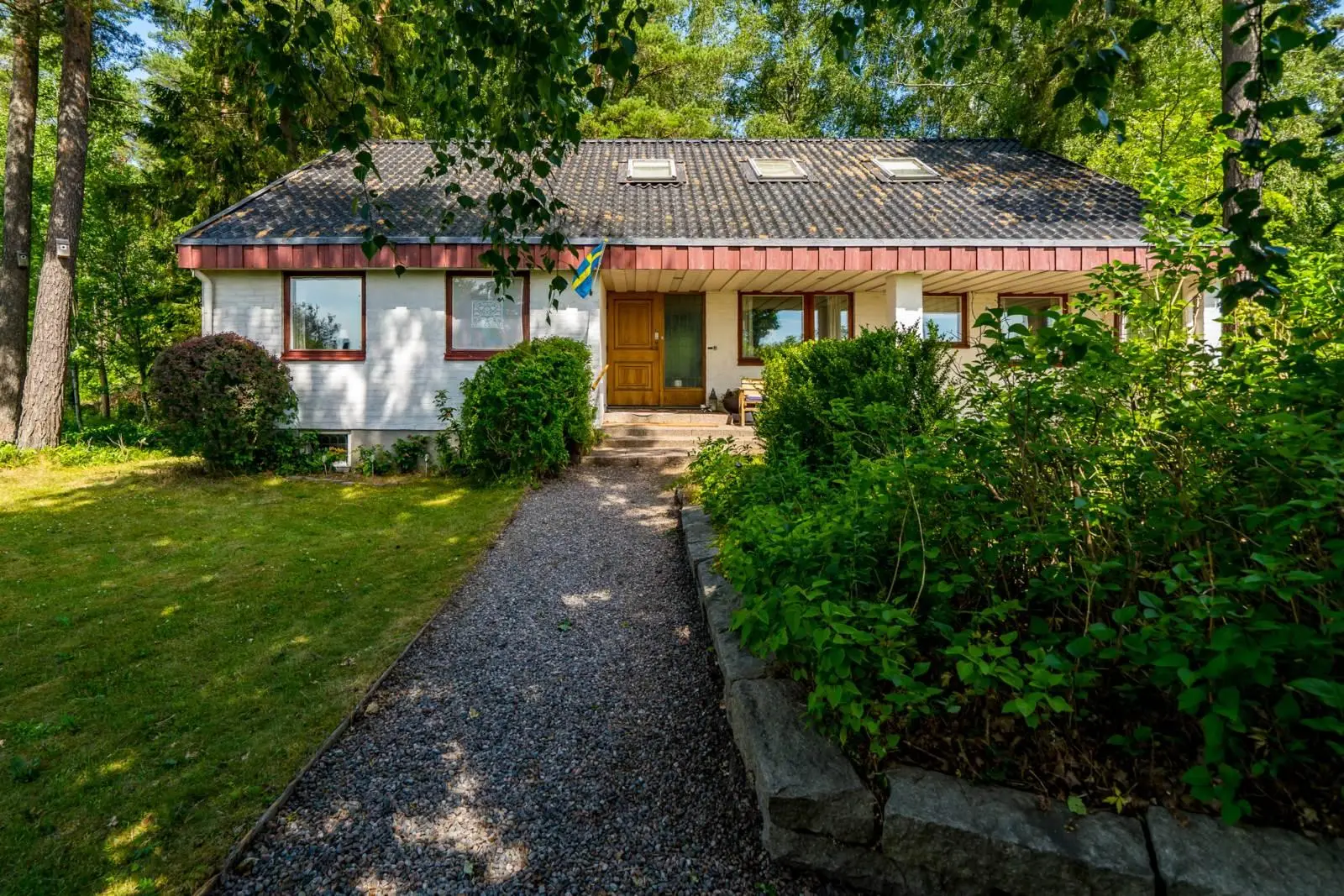 Bild 1 av 20 på Rödklintsgatan 8