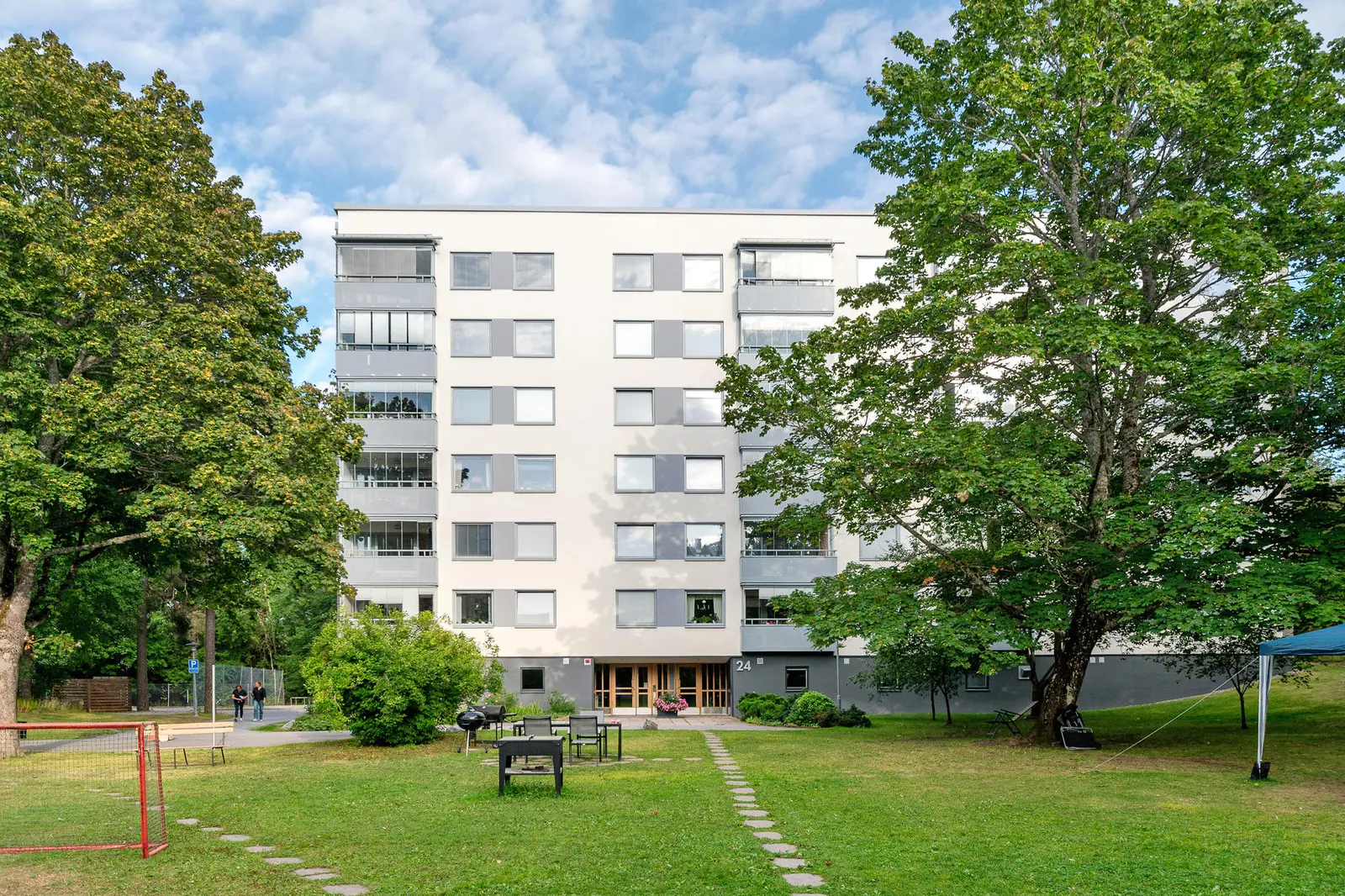 Apartment, Rosenhöjdsvägen, Södertälje. Photo 1 of 9