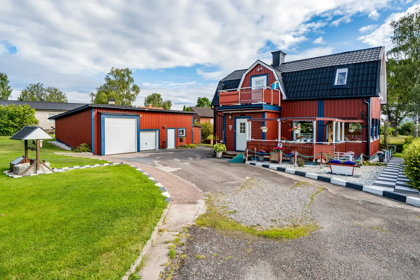 Image 1 of 20 of Villagatan 20B