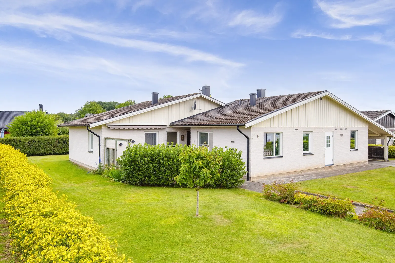 Villa, Harvägen 6, Västra Götaland. Bild 1 av 20