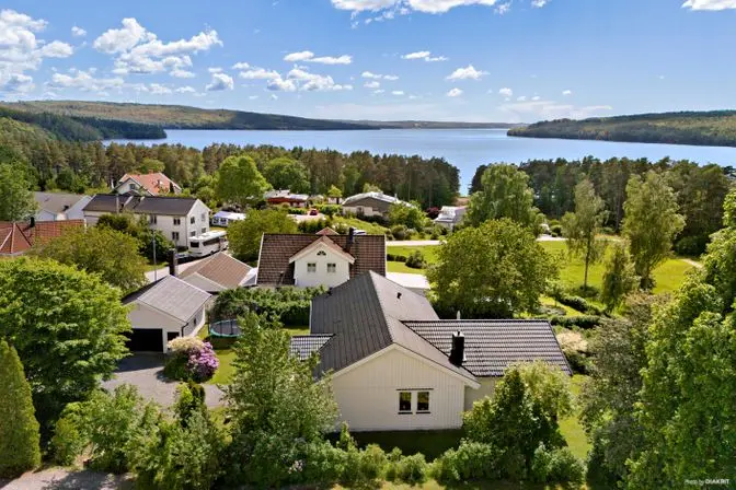 House, Alfsgårdsvägen 12, Sätila. Photo 1 of 39