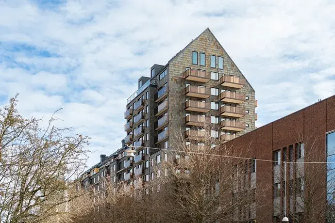 Image 1 of 16 of Bohusgatan 11B