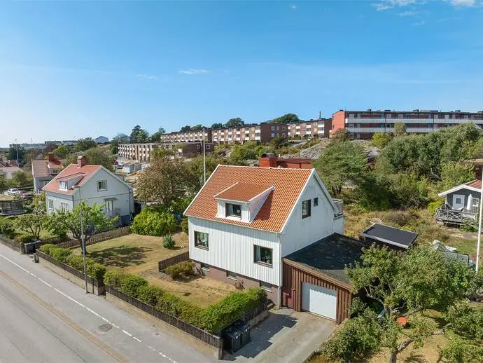 Bild 1 av 20 på Landsvägsgatan 91