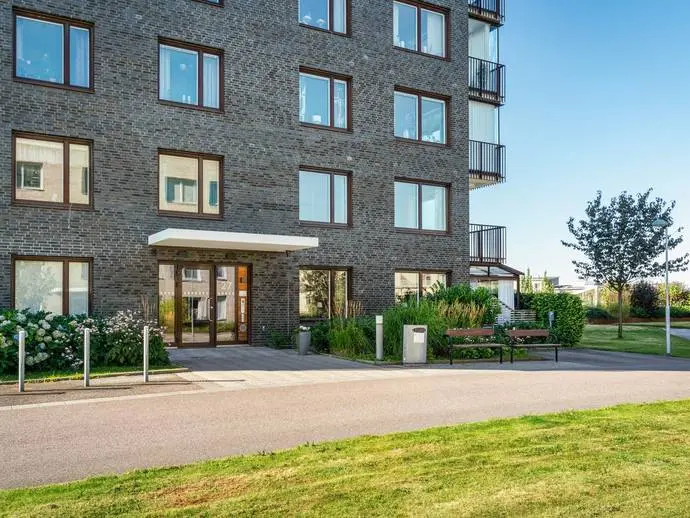 Bild 1 av 20 på Åby Allé 27