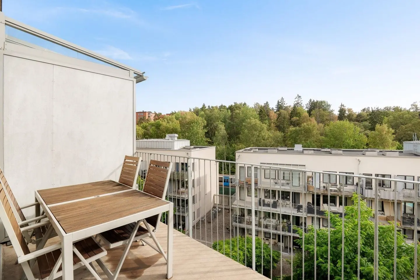 Apartment, Klädesvägen 42, vån 6, Stockholm. Photo 1 of 30