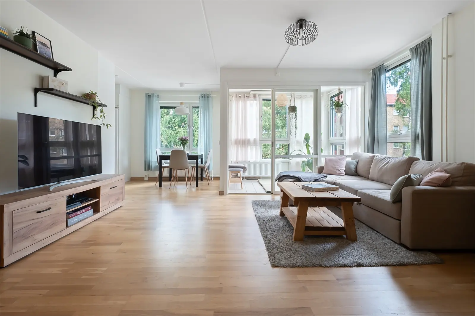 Apartment, Skebokvarnsvägen 8. Photo 1 of 5