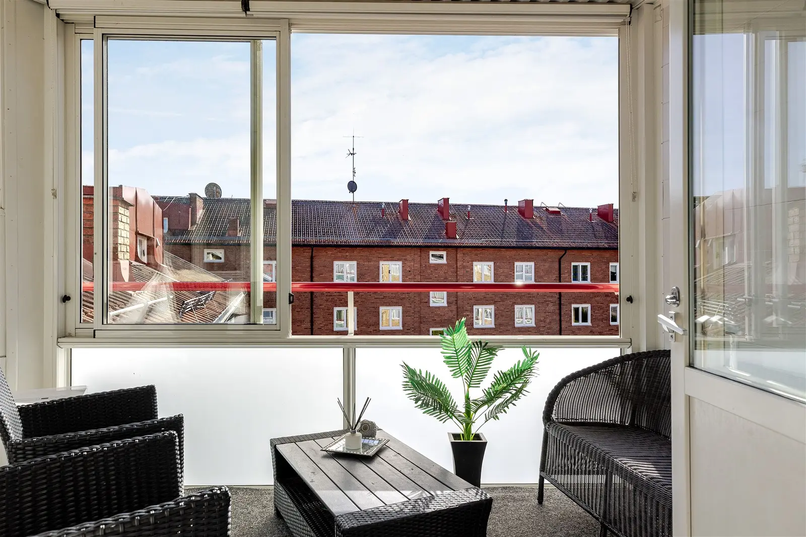 Lägenhet, Hudiksvägen 3c, Gävleborg. Bild 1 av 16