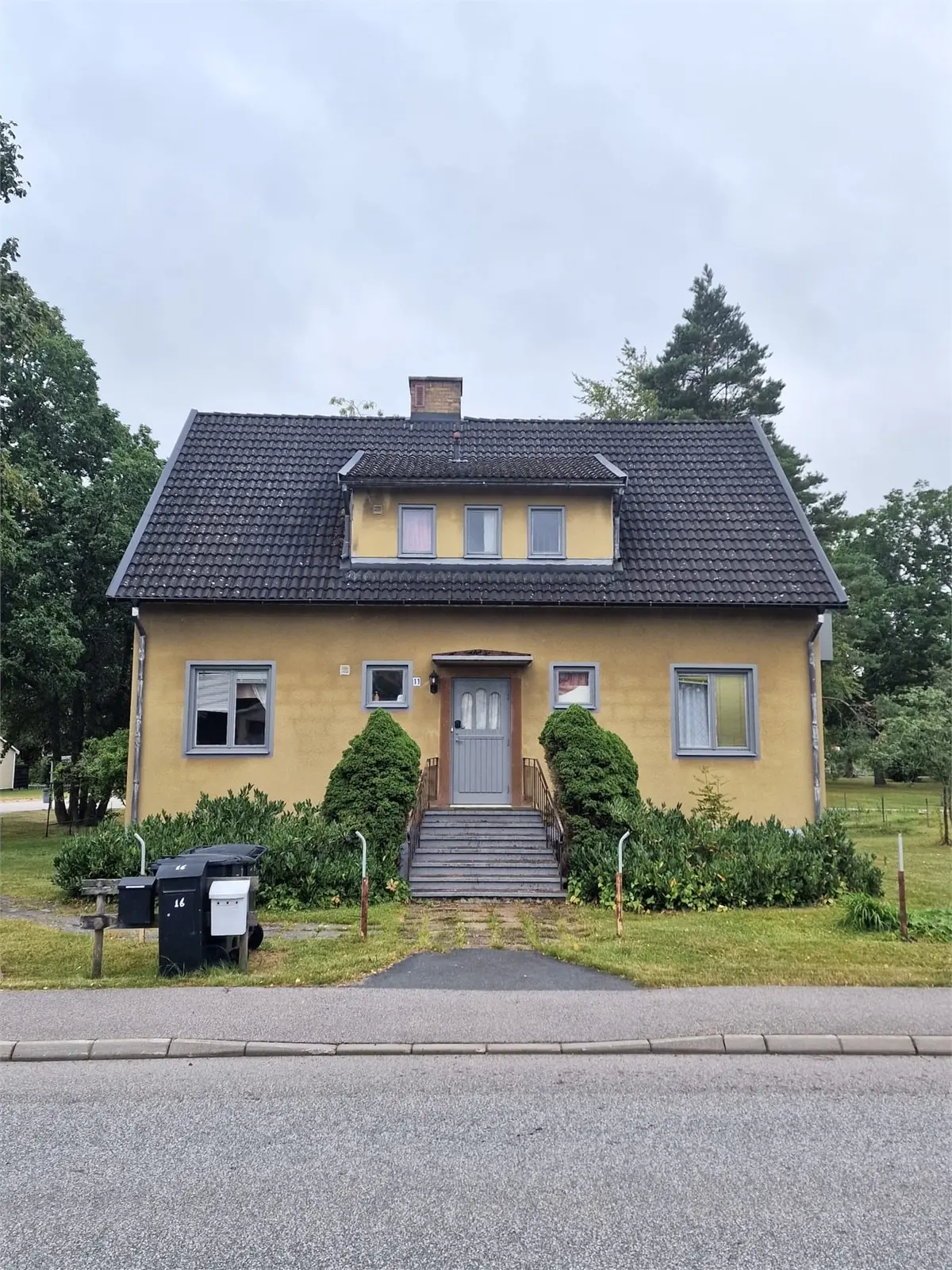 Image 1 of 5 of Lenhovdavägen 11
