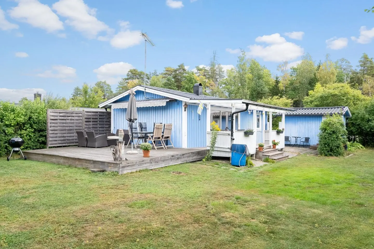 Fritidshus, Liljekonvaljvägen, Sorunda. Bild 1 av 28