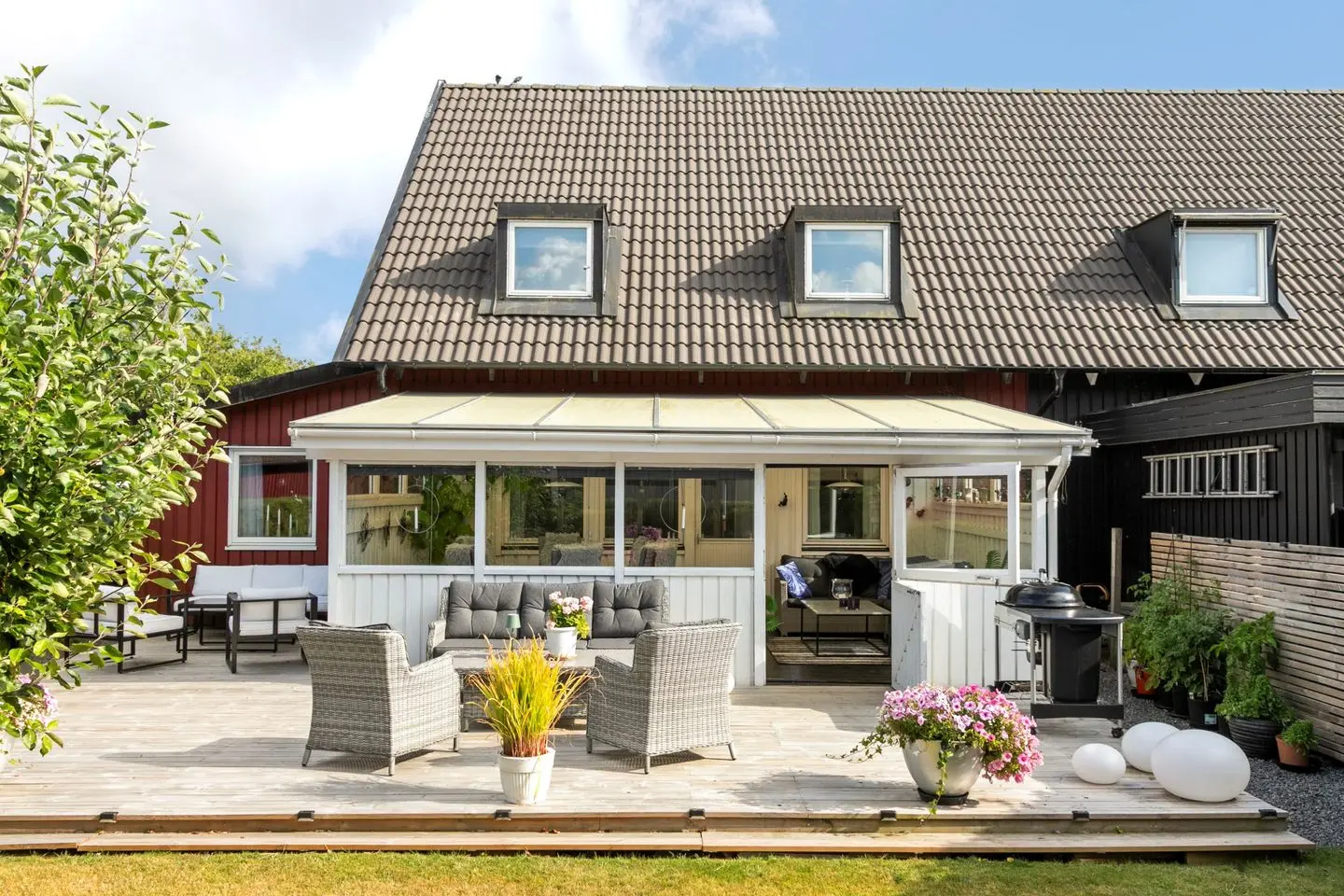 Bild 1 av 15 på Brages gränd 27