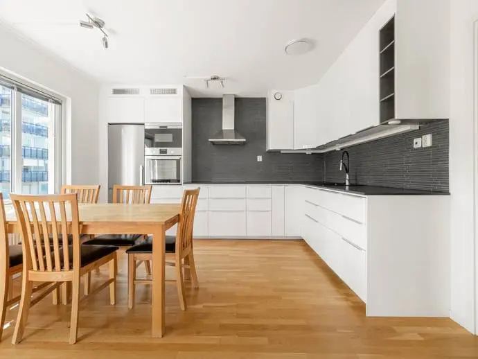 Apartment, Gräsholmsvägen 19C. Photo 1 of 20