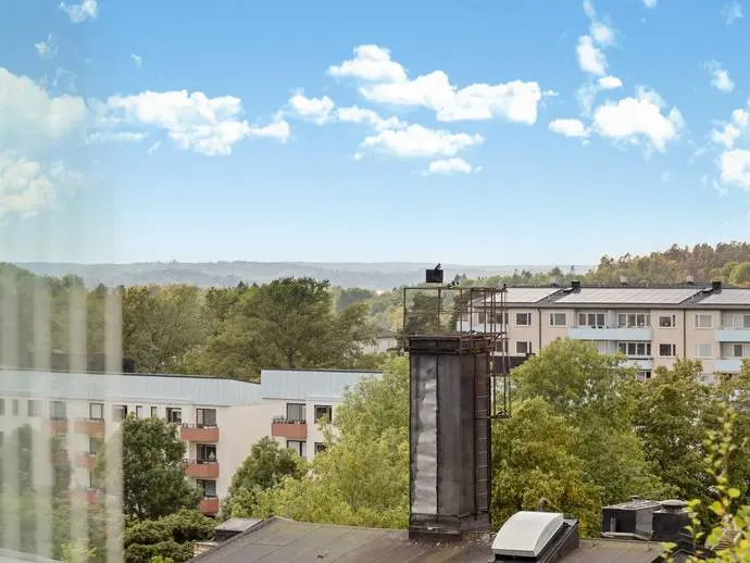 Lägenhet, Kungssätravägen 25C. Bild 1 av 20