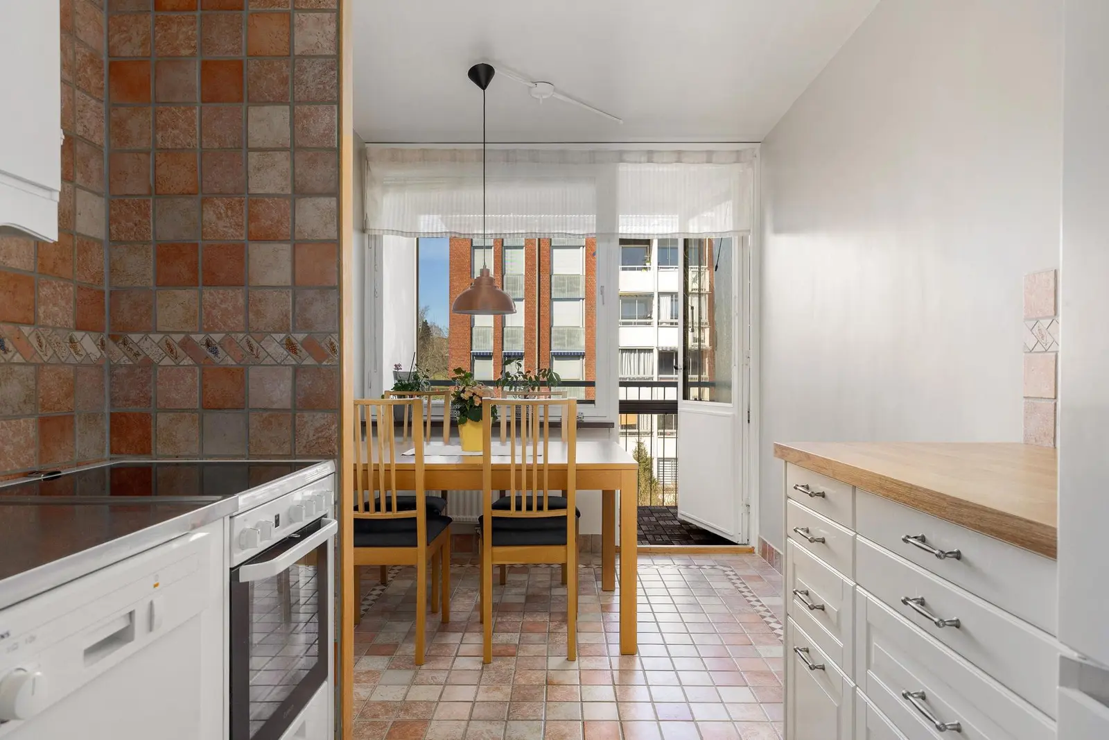 Apartment, Emanuel Birkes väg 5, Salem. Photo 1 of 22