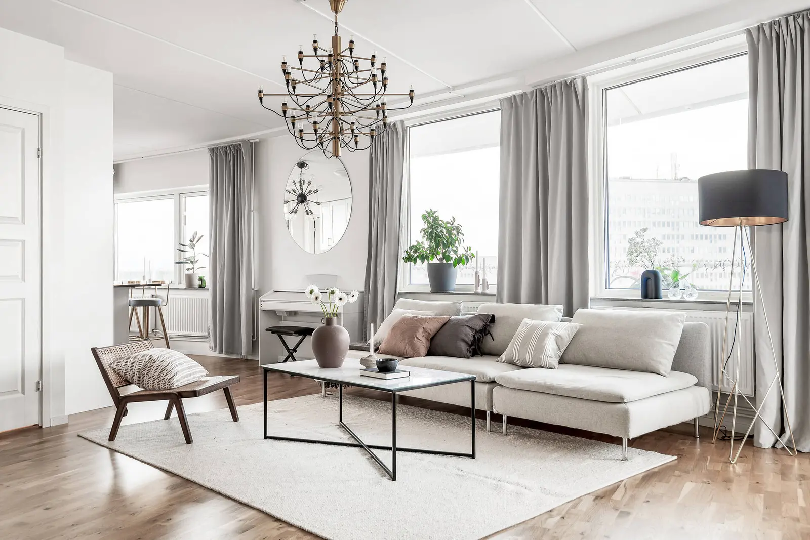 Apartment, Funäsgatan 8, Vån 10 (1105/1905), Vällingby. Photo 1 of 40