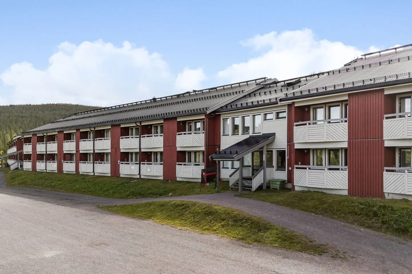 Bild 1 av 17 på Stöten Mitt 529