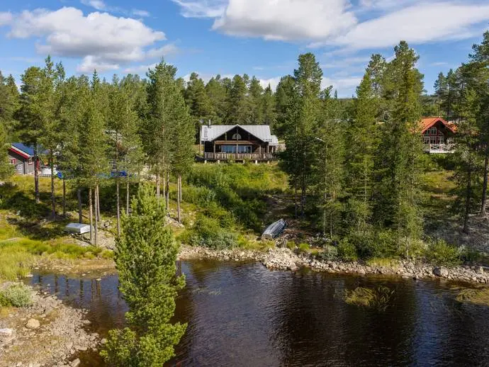 Bild 1 av 20 på Lofsdalsvägen 109B