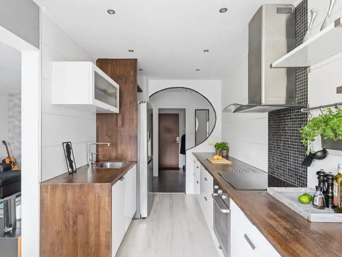 Apartment, Slottsgatan 24. Photo 1 of 20