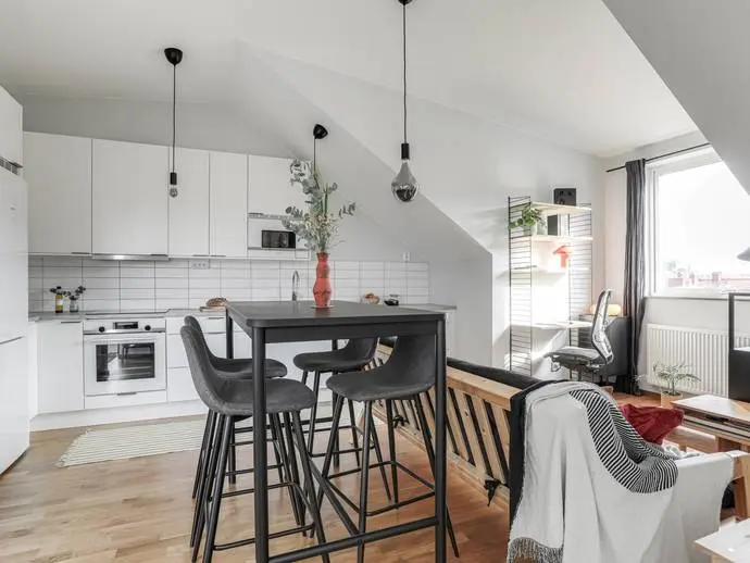 Bild 1 av 20 på Madängsgatan 9
