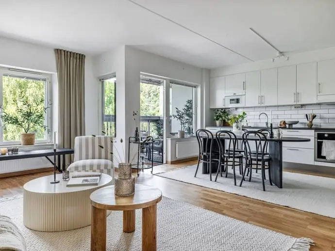 Bild 1 av 20 på Landevigatan 5