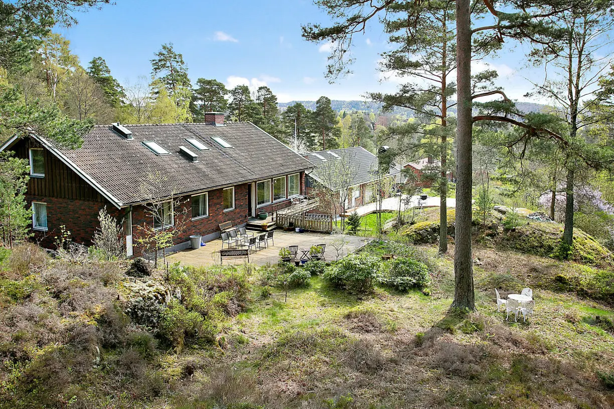 Villa, Gavelåsvägen 34. Bild 1 av 5