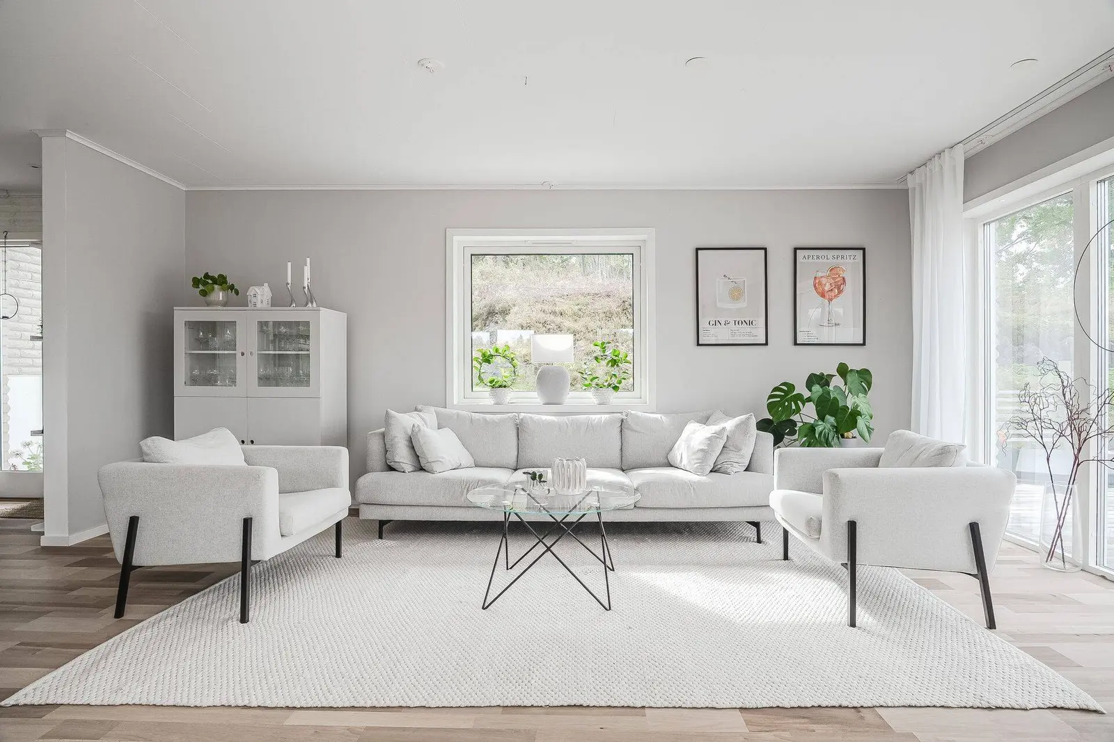 Villa, Brantåsvägen 3, Kvissleby. Bild 1 av 20