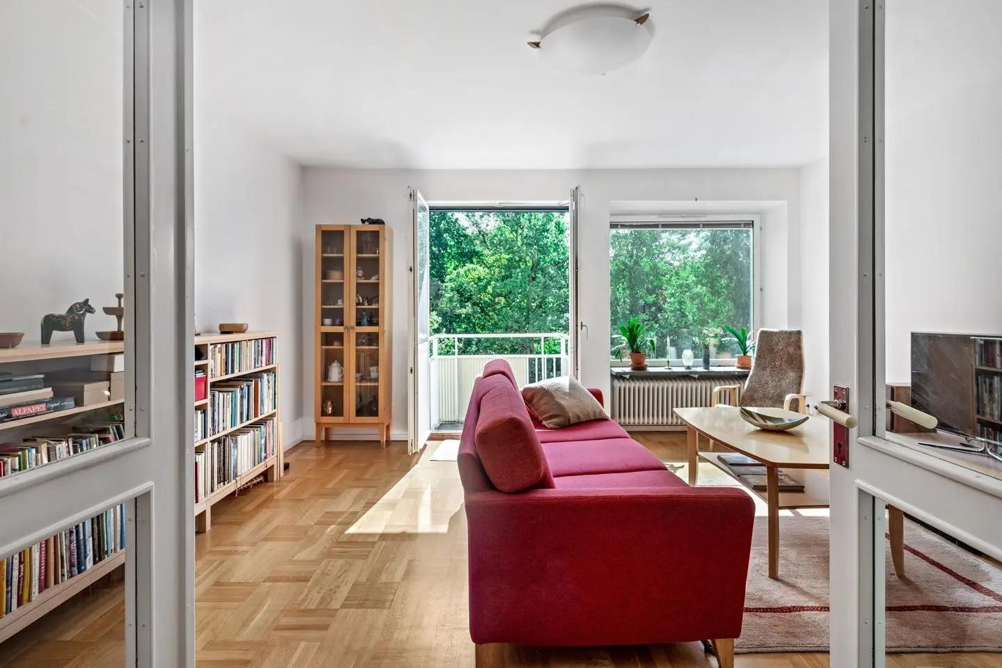 Lägenhet, Smörbrödsvägen 23, vån 3/3, Stockholm. Bild 1 av 30