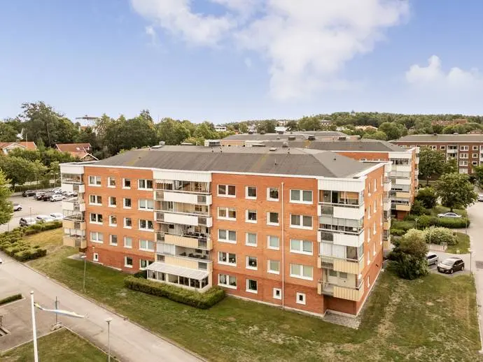 Lägenhet, S:t Olovsgatan 58B. Bild 1 av 20