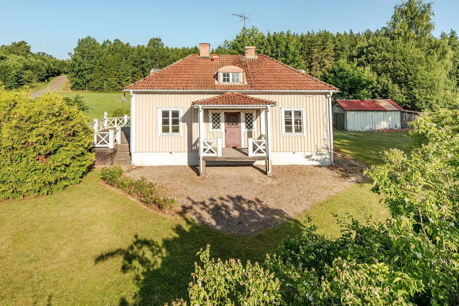Bild 1 av 40 på Brandstorpsvägen 16