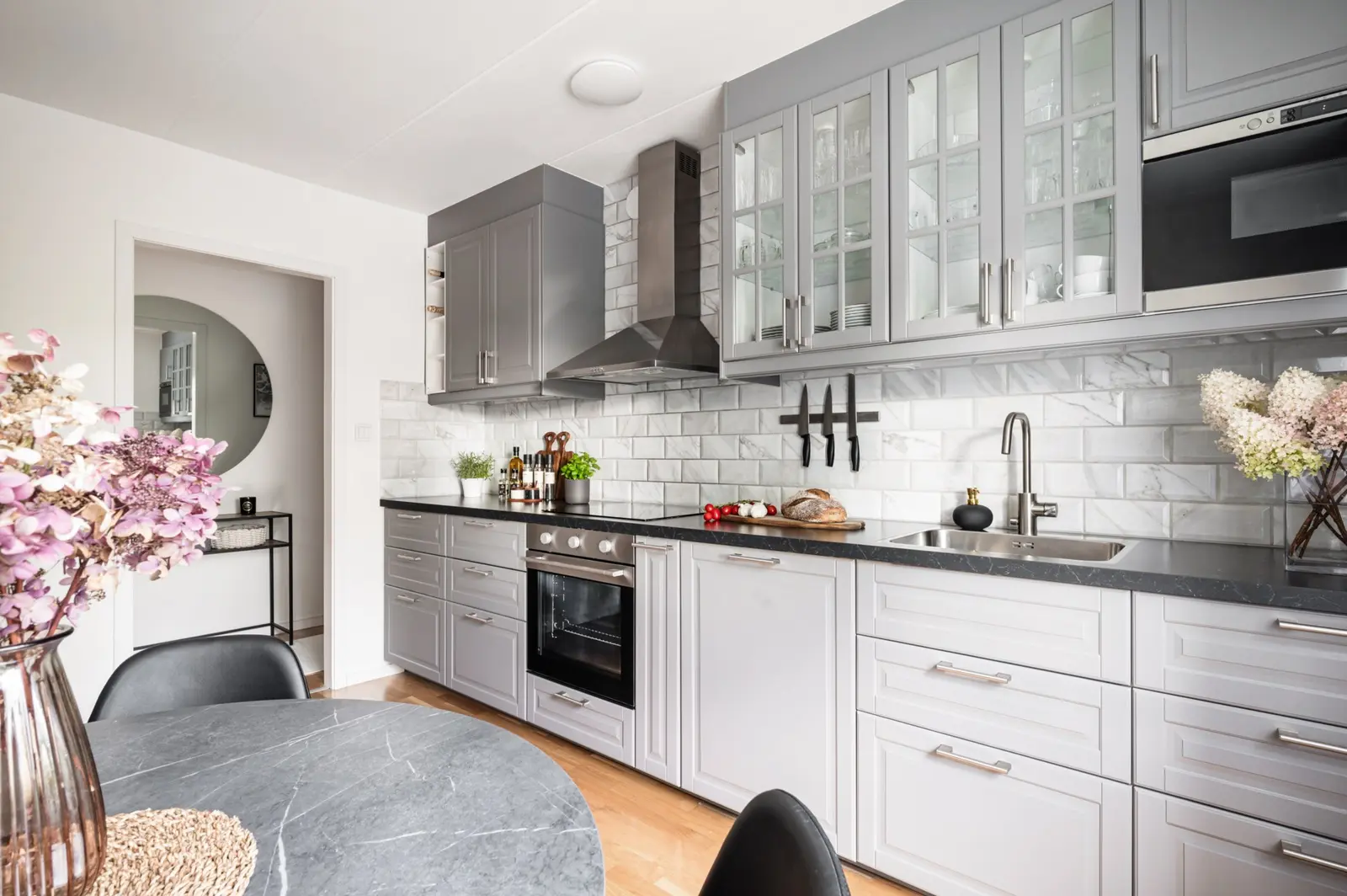 Apartment, Lantmätarvägen 25, Upplands-Bro. Photo 1 of 23