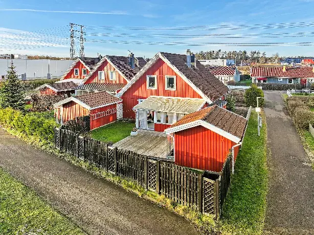 Image 1 of 30 of Åkervägen 2G