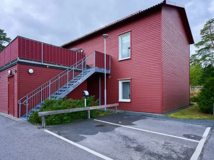 Bild 1 av 18 på Svanvägen 13B