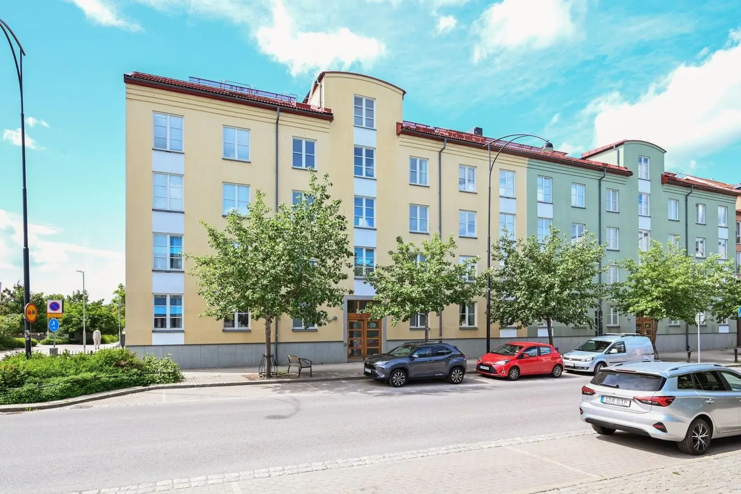 Apartment, Dragonvägen 39, Upplands Väsby. Photo 1 of 31