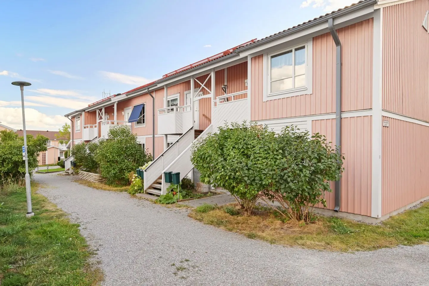 Lägenhet, Merkurigränd 33, Upplands Väsby. Bild 1 av 21