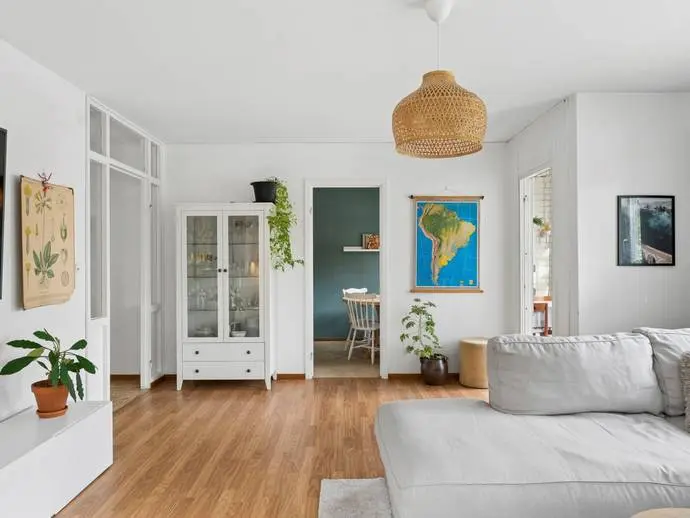 Bild 1 av 20 på Umevägen 17