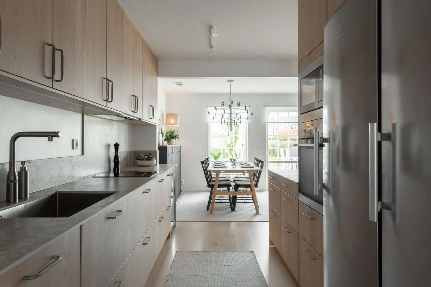 Lägenhet, Petrigatan 43, Örebro. Bild 1 av 50