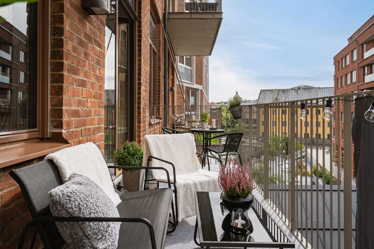 Lägenhet, Garvaregatan 6A, Norrköping. Bild 1 av 37