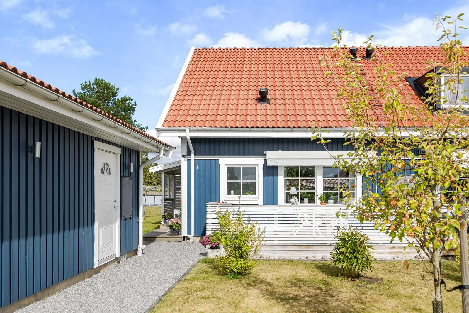 Bild 1 av 29 på Ostronvägen 25A