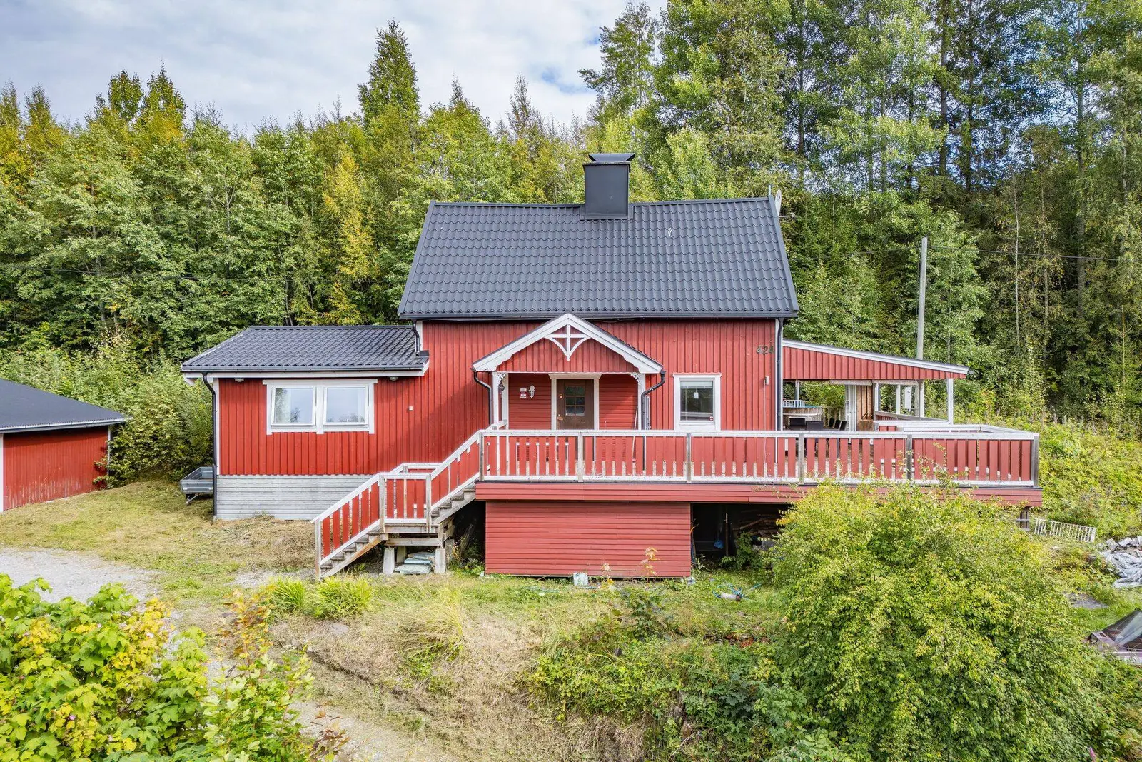 Bild 1 av 40 på Stavre 424