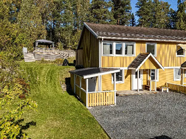 Villa, Blåbärsstigen, Borlänge. Bild 1 av 10