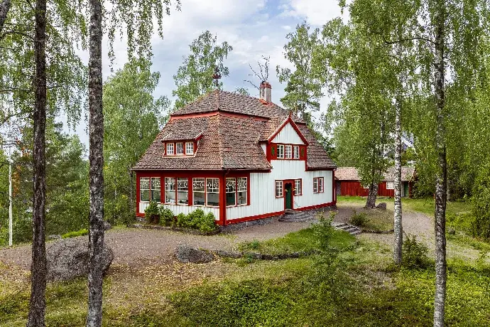 Villa, Uddnäsvägen, Falun. Bild 1 av 40