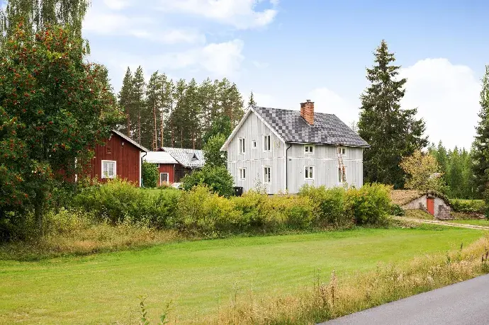 Image 1 of 38 of Gärdås