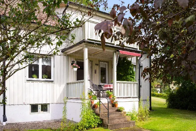 Bild 1 av 40 på Rådanefors Näsberget