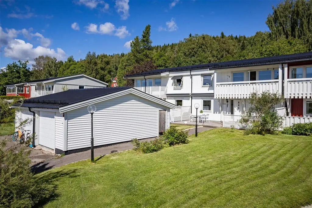 Par-/radhus, Galoppvägen 7, Västernorrland. Bild 1 av 35