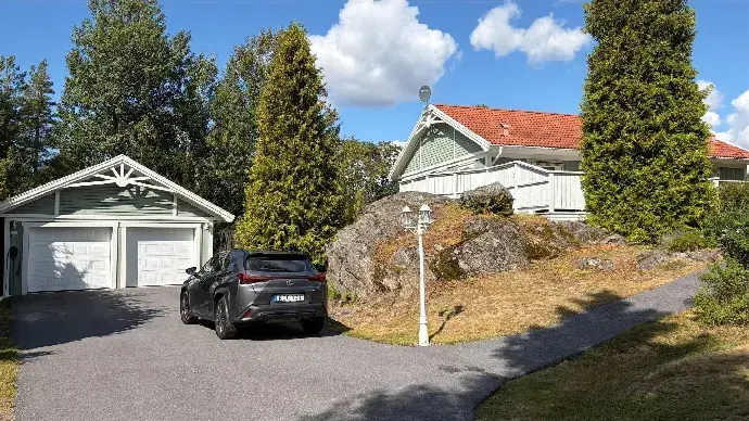 Bild 1 av 5 på Lidvägen