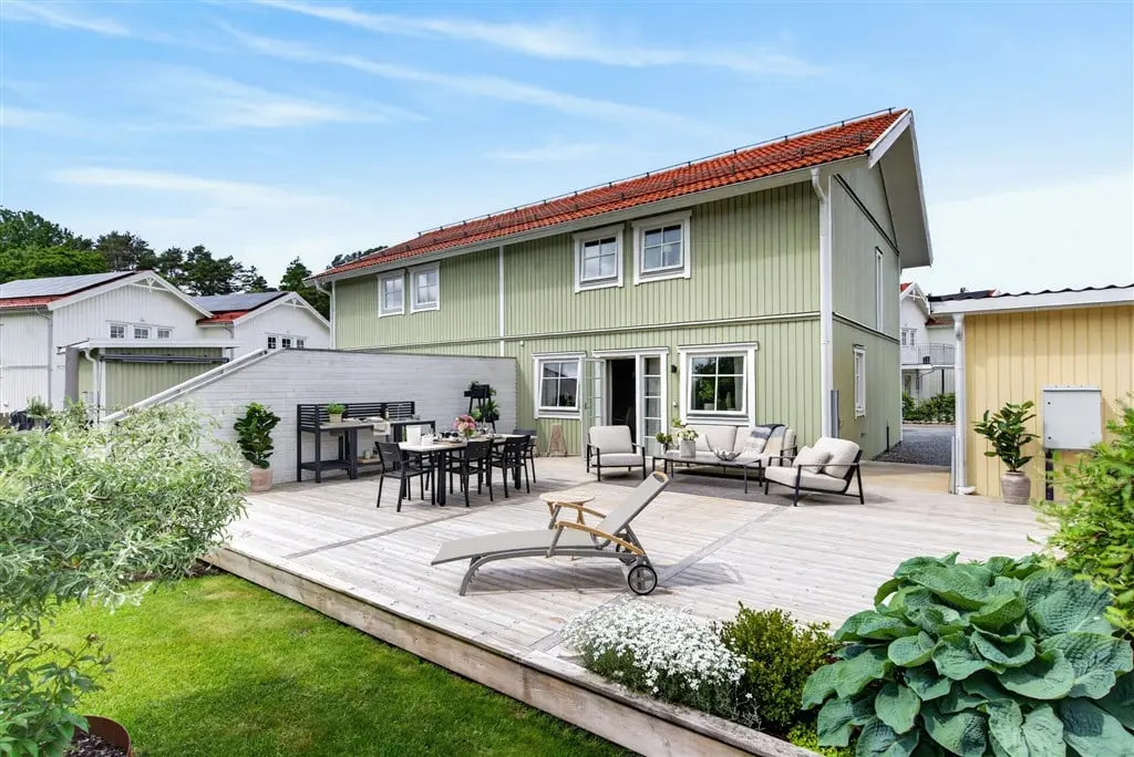 Par-/radhus, Ulmekärrsgården 21, Västra Götaland. Bild 1 av 20